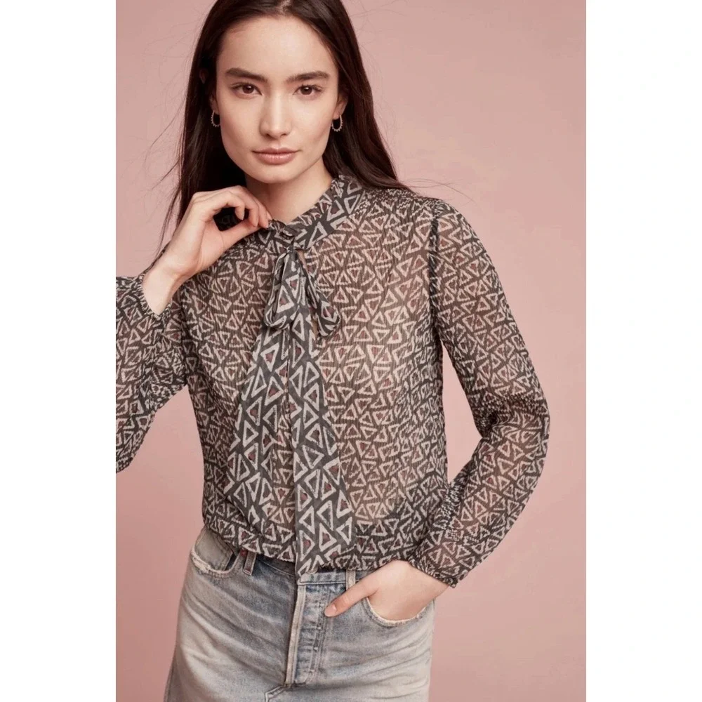 Anthropologie Rinku Dalamal Pleated Tie Neck Bow Blouse Geometric Print‎ Size 8